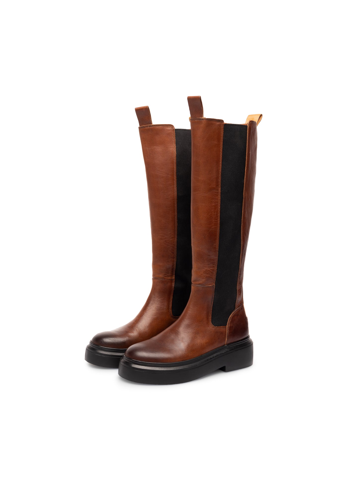 CASHOTT CASKAMMA Tall Boot with Elastic Leather Vegetable Tanned High Boots Cognac
